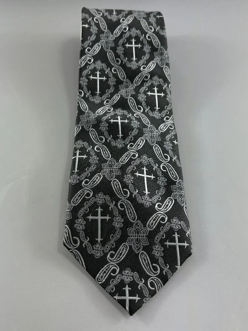 Vintage Daniel Ellissa Black / Grey Christian Cross / Paisley Men's Tie